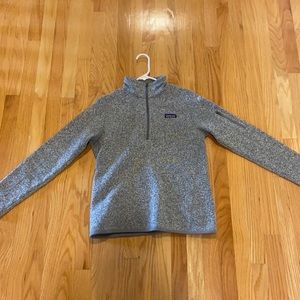 gray patagonia quarter zip fleece